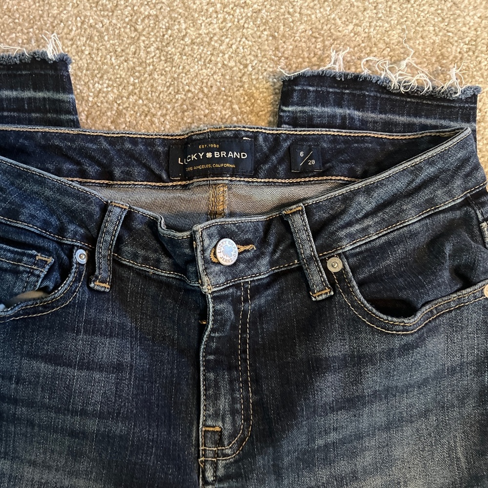 Lucky Brand - slim fit - size 6 - frayed cuffs
